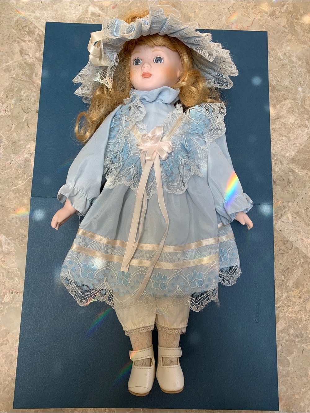 Vantage Private Collection’s by House of Lloyd 1989 Porcelain Doll.Pre-Owned.16”